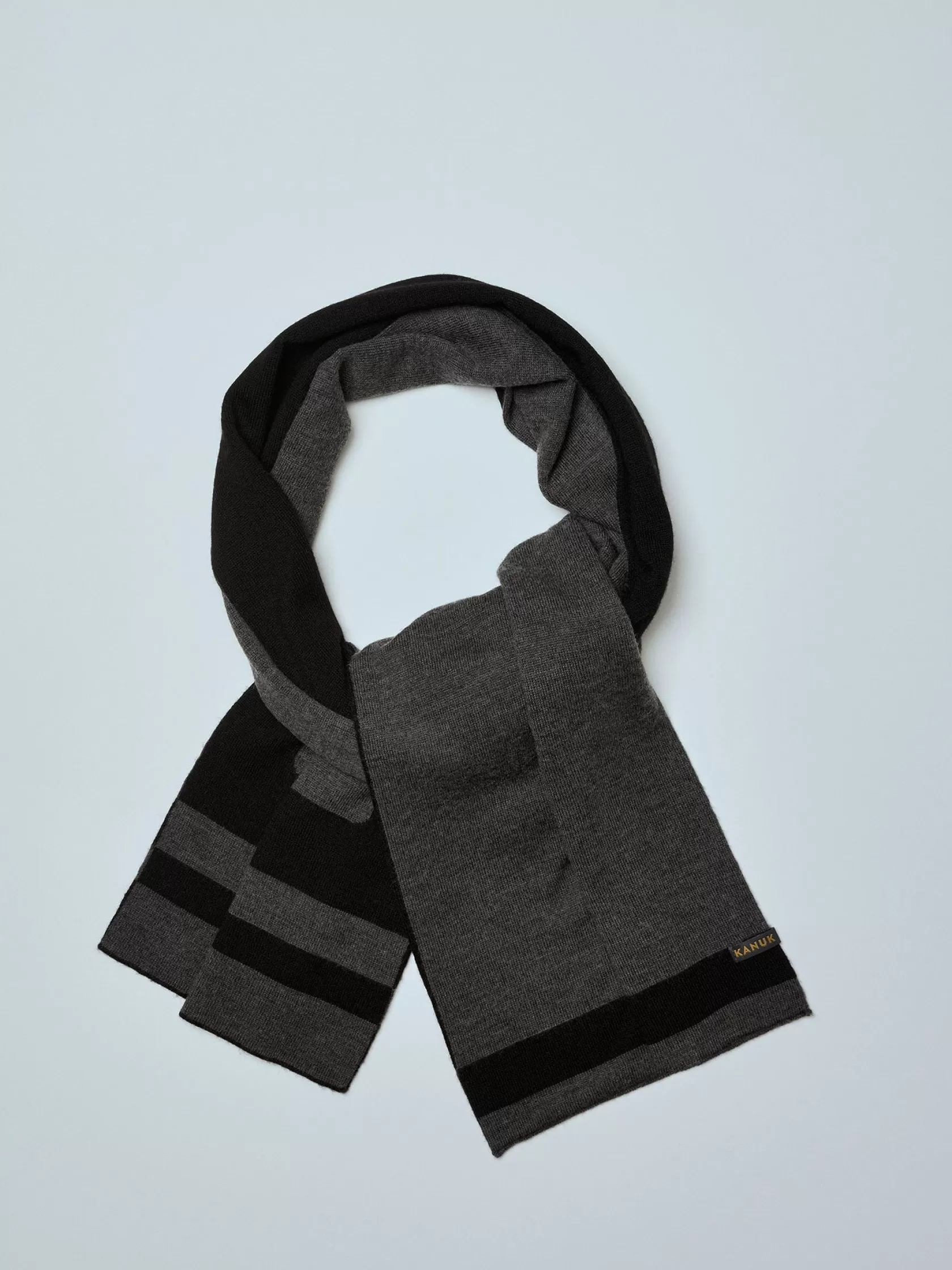 Rubrik Scarf - Black>Kanuk Store